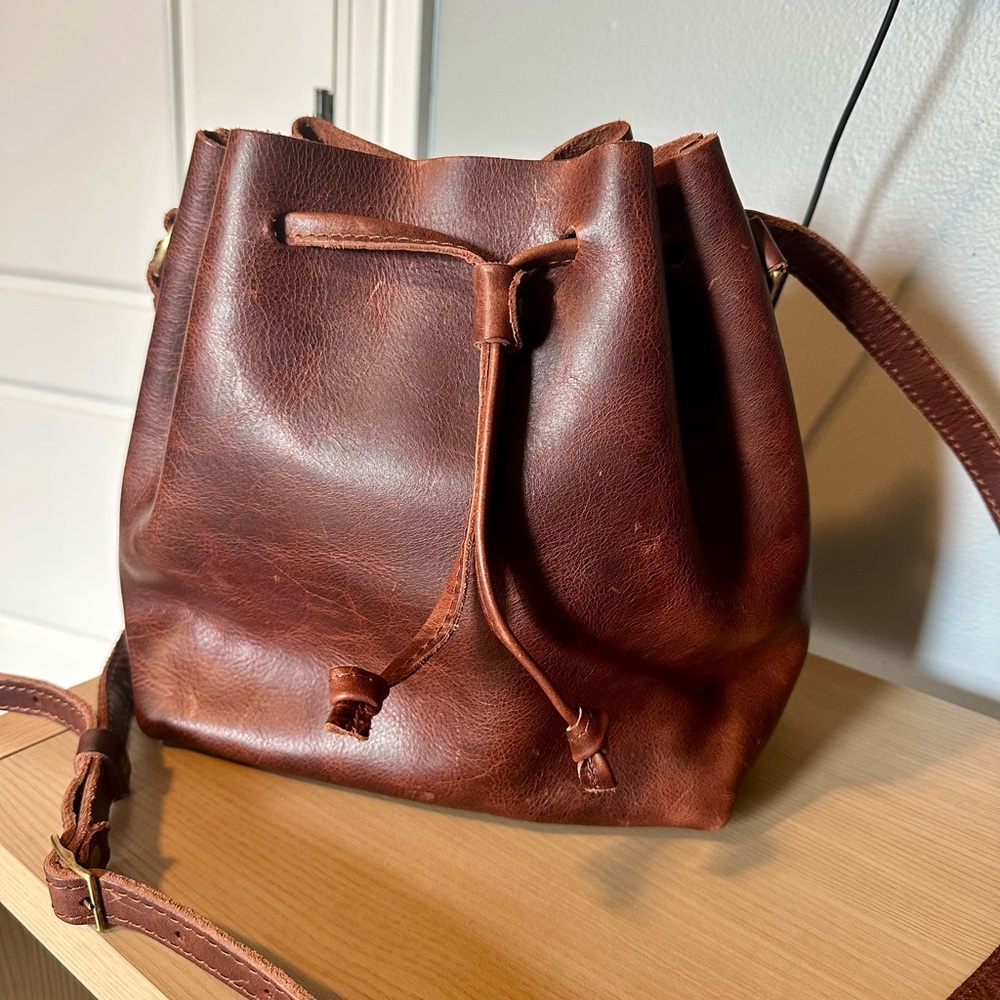 Portland Leather “almost perfect” bucket bag